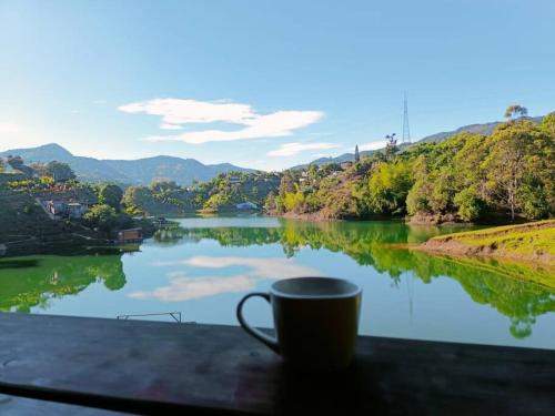 Fantástica cabaña con vista a la represa