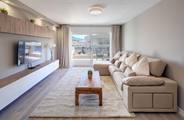Fantastic Apartment Next To Guadalmina Golf Course In Marbella