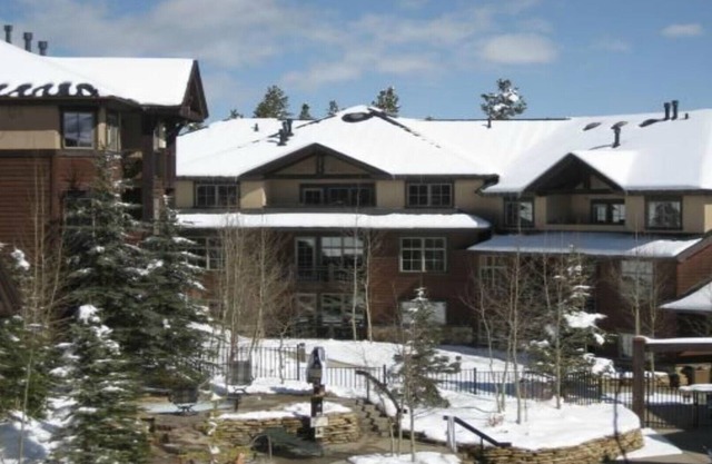 Fantastic New Years Week Ski-In and Ski-Out Grand Timber Lodge Breckenridge, CO