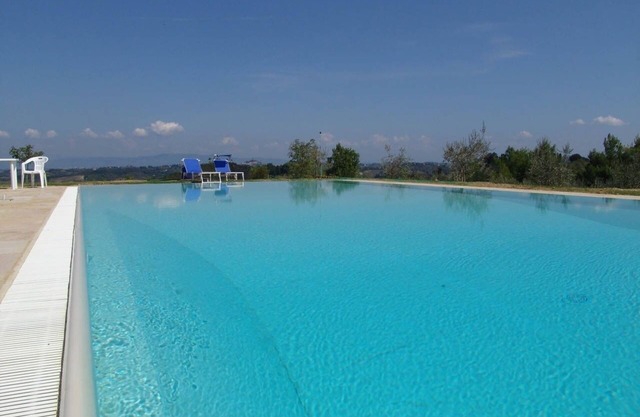 FARM-POOL-APARTMENT 5 pers. 2 ROOMS - 2 BATHROOMS