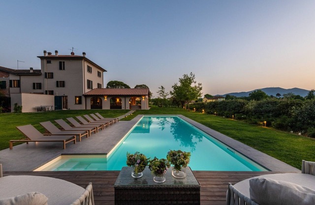 Farmhouse in Tuscany near Pisa with Pool