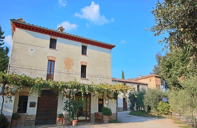Farmhouse in Umbertide near Golf Club