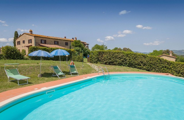 Farmhouse "Santa Lina - Alloro" with Shared Pool, Shared Garden & A/C