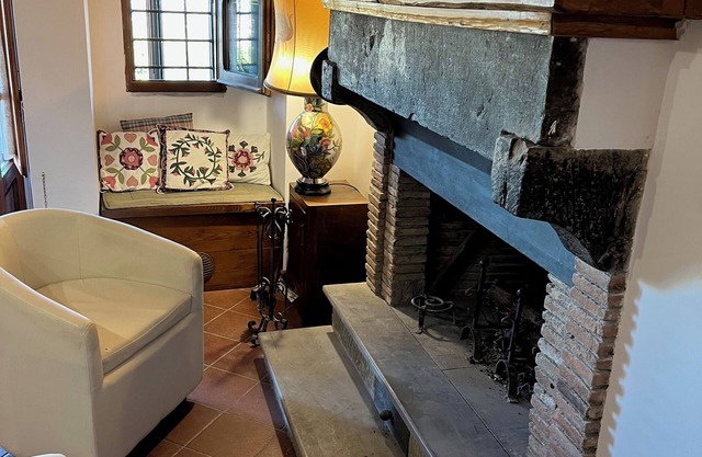 Farmhouse with incredible view with pool