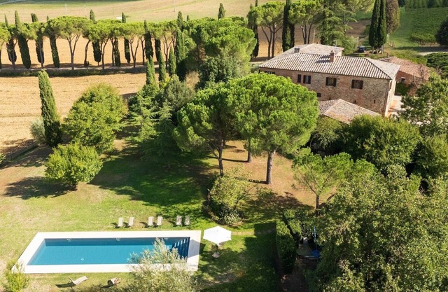 Fattoria Belvedere alle Vigne In Sinalunga, Tuscany