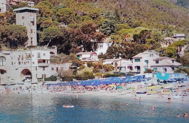 FEGINA 2Splitted FLATS 7guests 3 BEDROOMS