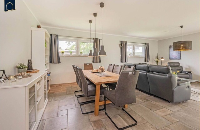 Ferienhaus Zirchow 3 - Modernes, 125 m² Ferienhaus für bis zu 8 Gäste, Garten, Grillmöglichkeiten,