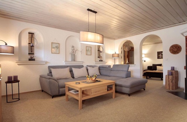 Ferienwohnung 1- 4 Personen, 80 Qm², 1sz, Wsz, Halbsouterrainwohnung, Terrasse