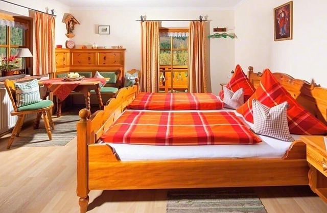 Ferienwohnung Untersberg für 1-2 Personen, ca. 25 m², Wohnschlafraum, Kochnische, Balkon