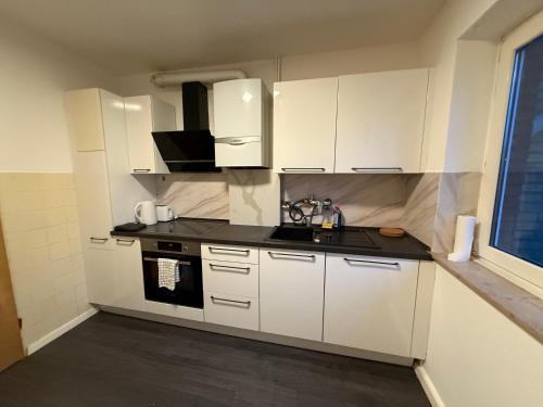 FeWo 4Z 8B Balkon Küche Wasch