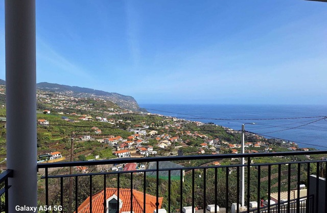 Figueira's House by the Atlantic
