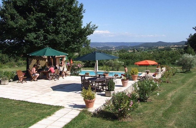 Finca "Mas de Bel Air - Provence" with Pool & Wi-Fi