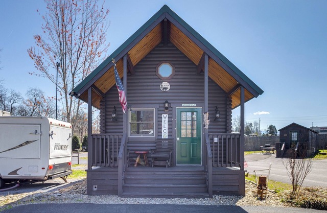 Fire Pit + Pool Access: Cozy Cabin in Sevierville!