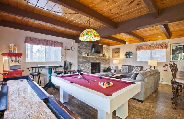 Fireside Lodge - Walk to Village