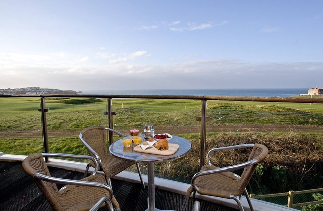 Fistral View at Bredon Court