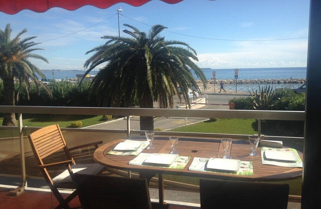 Flat T2 bis 58m² by the beach