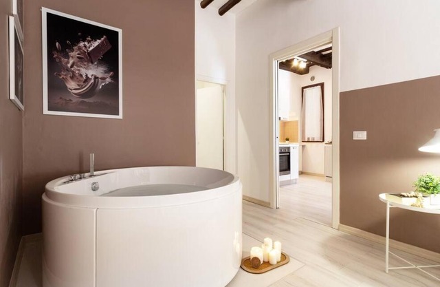 Flat with whirlpool bath in the historic centre