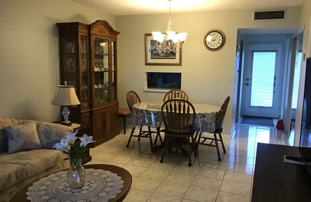 FLORIDA Apartment with 3 Pools & Fitness Room