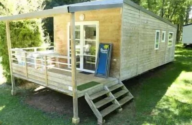 Flower Camping Les Nauves * - Mobilhome Comfort 33.5 m2 3 bedrooms + semi covered terrace 6 people