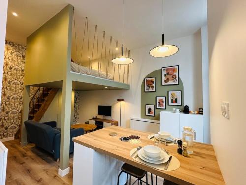 Forest - Nid au coeur de Fougères