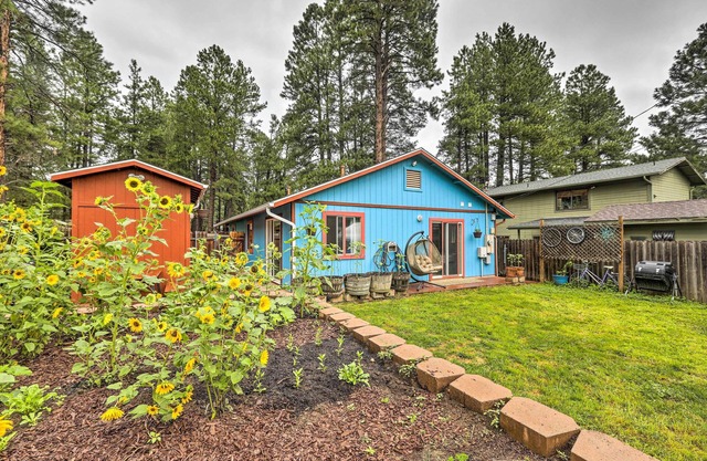 Forested Flagstaff Getaway w/Garden & Gas Grill