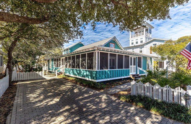 'Forever Mary' 'In Seaside' 150 ft from Tupelo St. beach pavillon