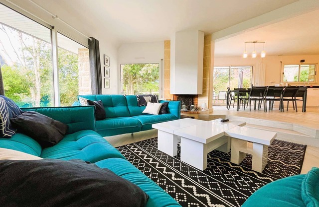 Fouesnant, Cap Coz, superb family home, beach and walking trails