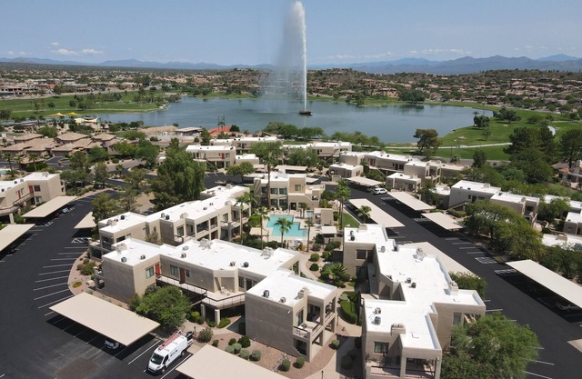 Fountain Hills - Romantic Getaway - Fountain Location