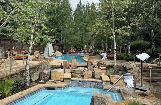 Four Seasons Residence Near the Gates of Teton & Yellowstone National Parks
