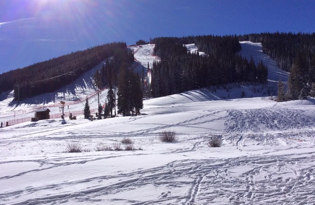 FP120 Heavenly Ski-in Studio with Kitchen!