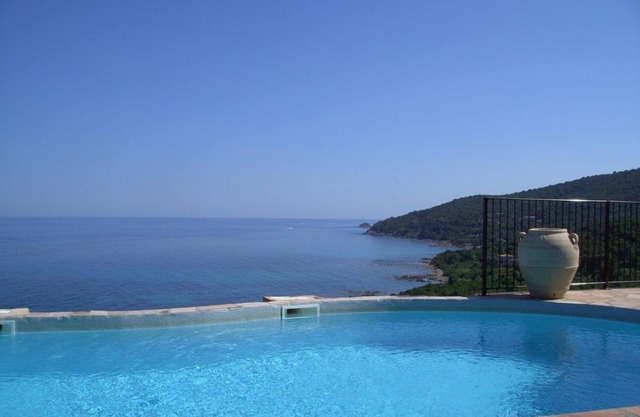 Facing the sea Appart./Villa 2/4 pers. Calm - Charm