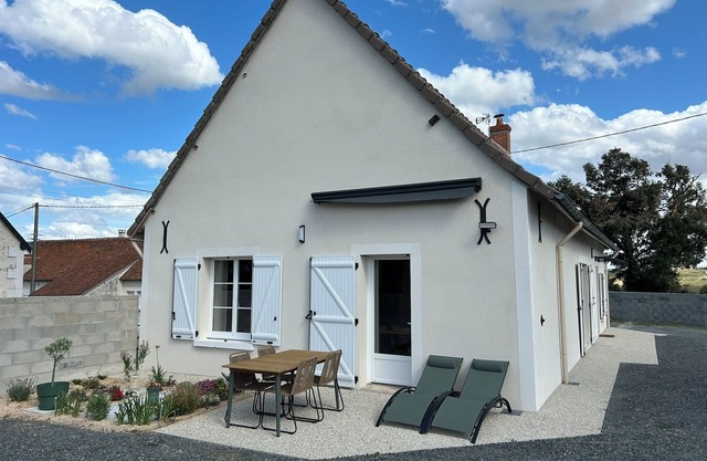 Country house, 10 min from Beauval Zoo and close to the Loire castles!