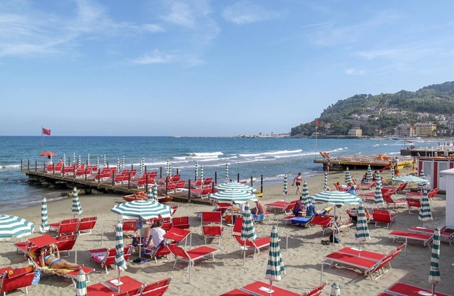 Francesca by Interhome