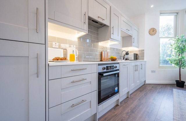 Free Parking | 2BR | WiFi