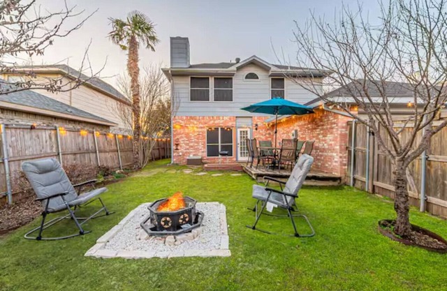 Frisco Castle | 3BR, GarageParking, Gated Backyard