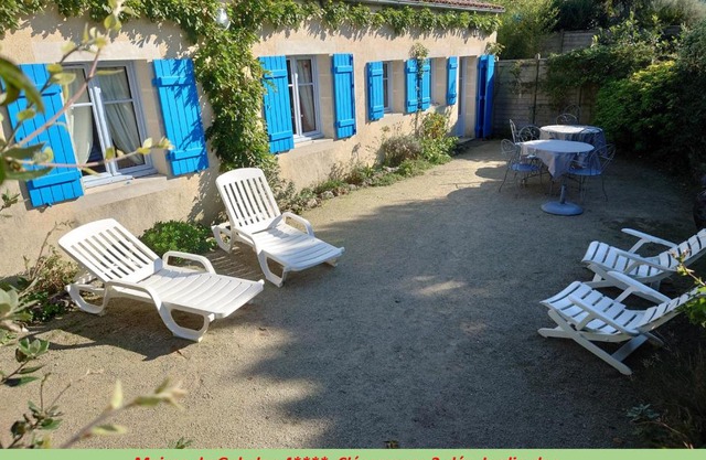 Fromentine Barre de Monts Demeure historique La Joséphine 1828 Trois Locations maisons indépendantes avec jardin clos 4 étoiles 3 CléVac 6 pers Très au calme Bienvenue aux animaux Moins 40 pour cent au mois hors saison