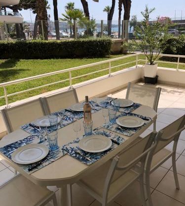 FRONT DE MER, Résidence de Standing avec garage