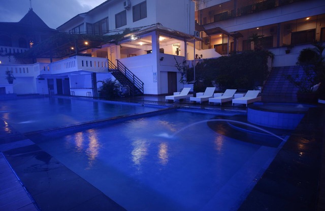 Front One Resort Yogyakarta