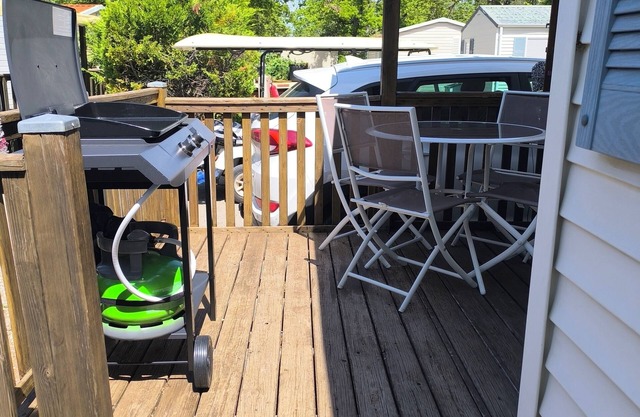 Fully equipped 4-person mobile home