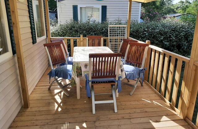 Fully equipped mobile home