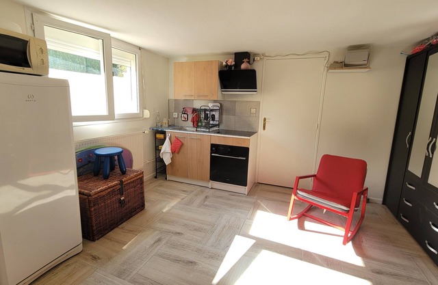 Fully-equipped self-catering studio