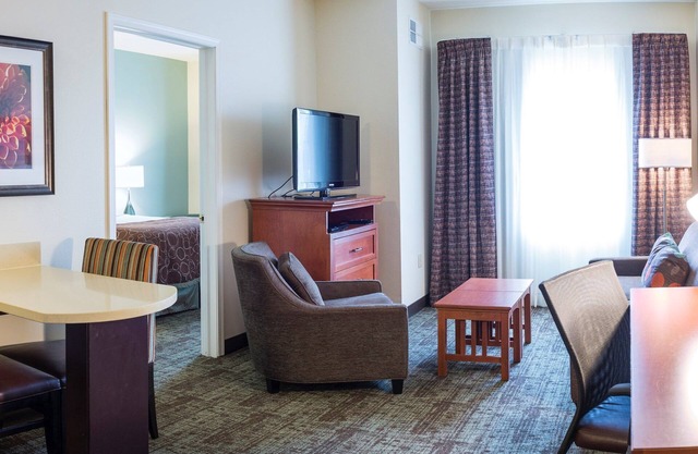 Fully Equipped Suite | Free Wi-Fi, Free Breakfast