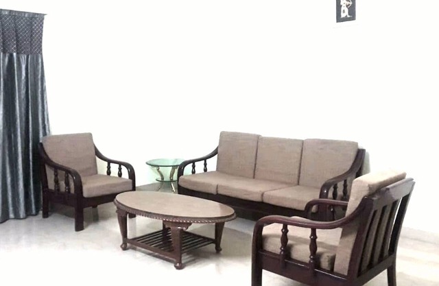 Fully furnished apartment , located a stones throw away from city Center