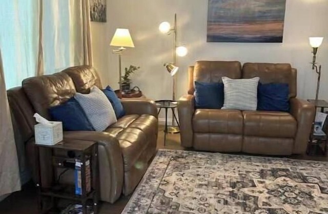 Furnished 2 bed, 1.5 bath, fenced patio condo