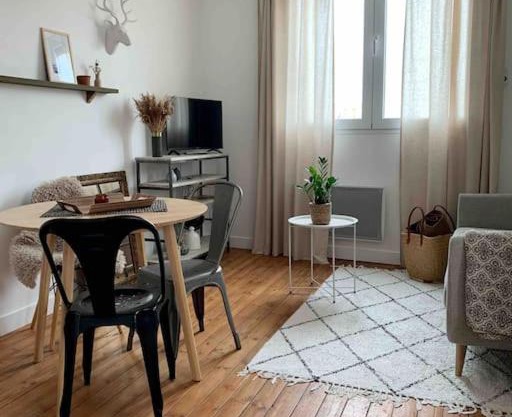 Gîte Au numéro 13 à 50m de la mer