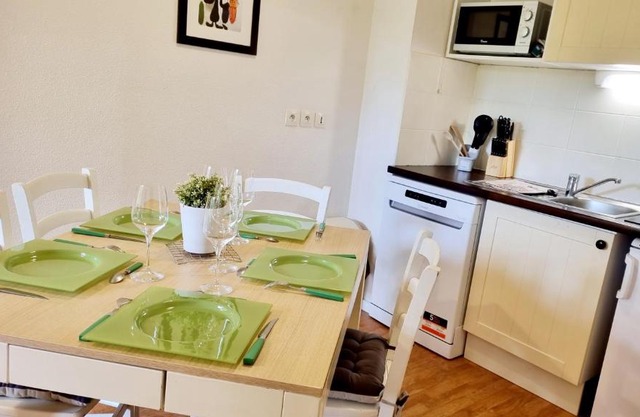 Gîte Bulle de détente-Aux Portes d'Honfleur avec piscine couverte