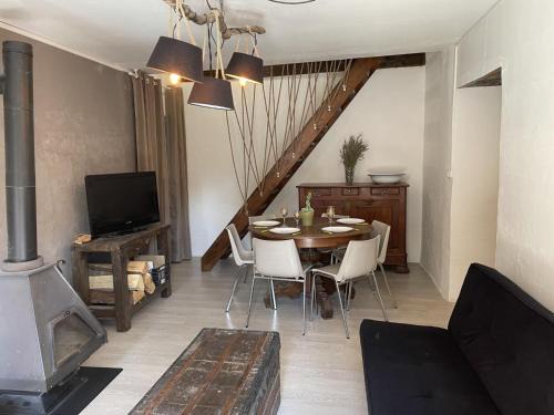 Gîte de charme à Besson, idéal familles, tout inclus - FR-1-489-348