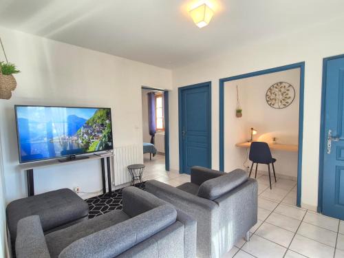 Gîte de la Tride 2 avec terrasse proche du centre