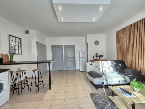 Gîte de la Tride B avec terrasse proche du centre