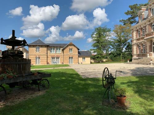 Gîte du Château avec Piscine Intérieure